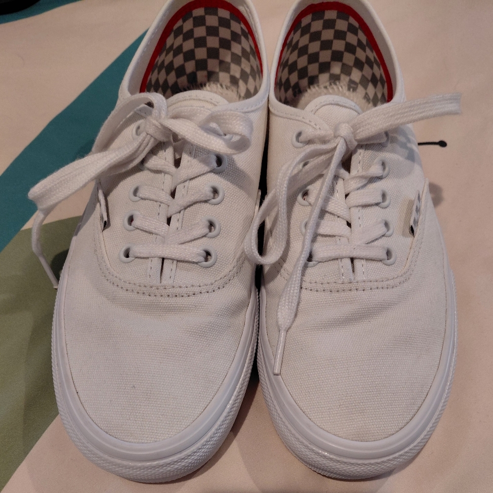 Vans Mens Size 8 Duracap Skate Shoe White